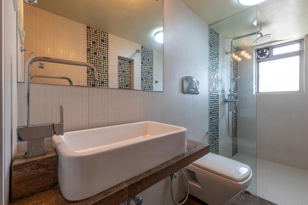 The Boulevard Villa By Veo - Part Of Stayvista 罗纳瓦拉 外观 照片