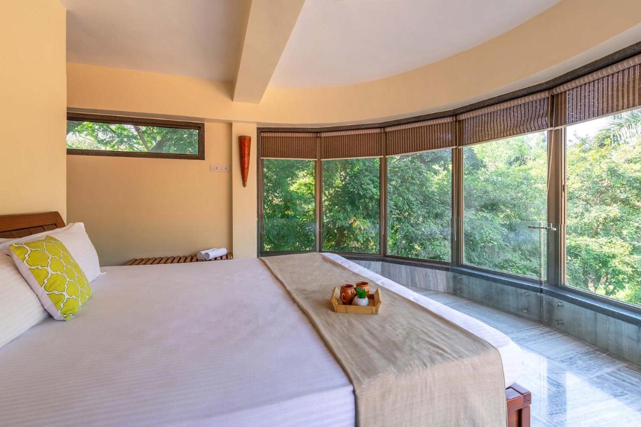 The Boulevard Villa By Veo - Part Of Stayvista 罗纳瓦拉 外观 照片